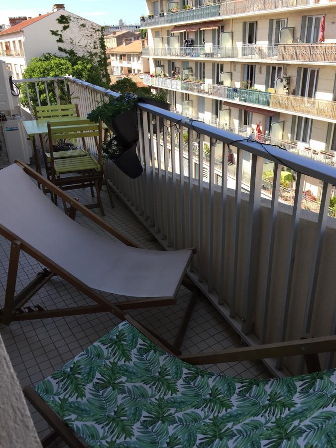 1 Chambre, 1 P'Tit Dej', 1 Sourire Montpellier Ngoại thất bức ảnh